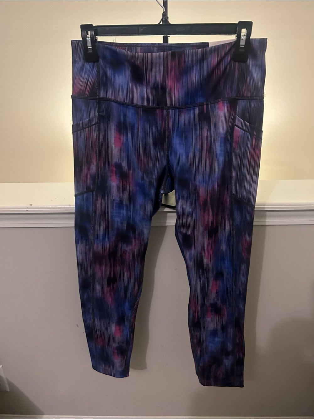 Calvin Klein Performance Sculpted High Waist 7/8 Compression Leggings size L